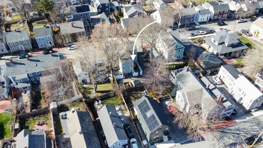 27 Warren Street, Unit 1 Newburyport, MA 01950 - Photo 6 of 32