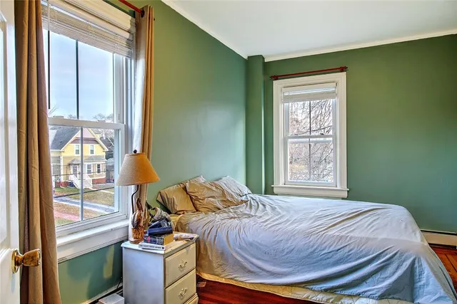 $2,100 | 130 Norwood Avenue, Unit 2, Cranston, RI 02905