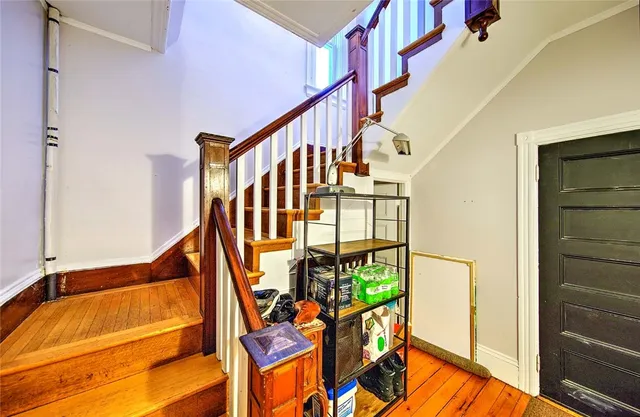 $2,100 | 130 Norwood Avenue, Unit 2, Cranston, RI 02905