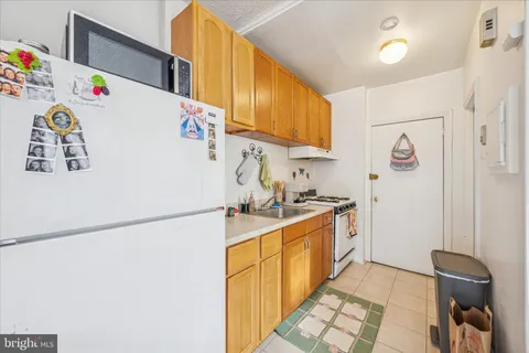 $1,295,000 | 142 North 21st Street, Philadelphia, PA 19103