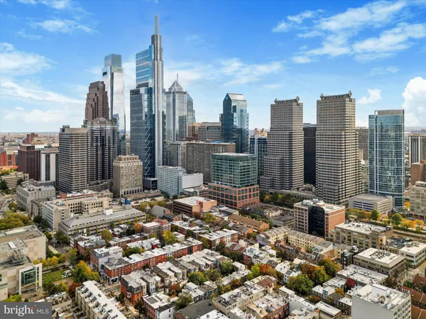 $1,295,000 | 142 North 21st Street, Philadelphia, PA 19103