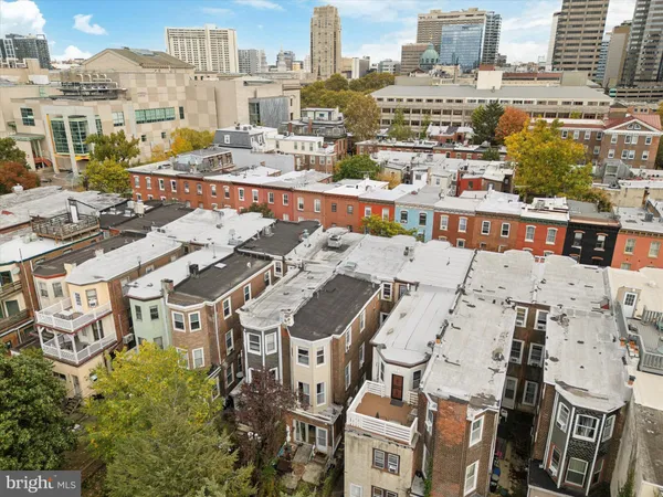 $1,295,000 | 142 North 21st Street, Philadelphia, PA 19103