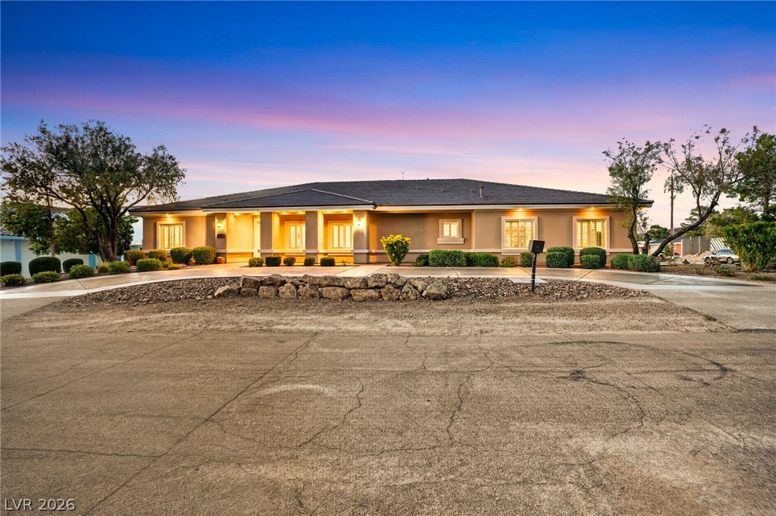 1640 Rocking Horse Drive Henderson, NV 89002 - Photo 2 of 88