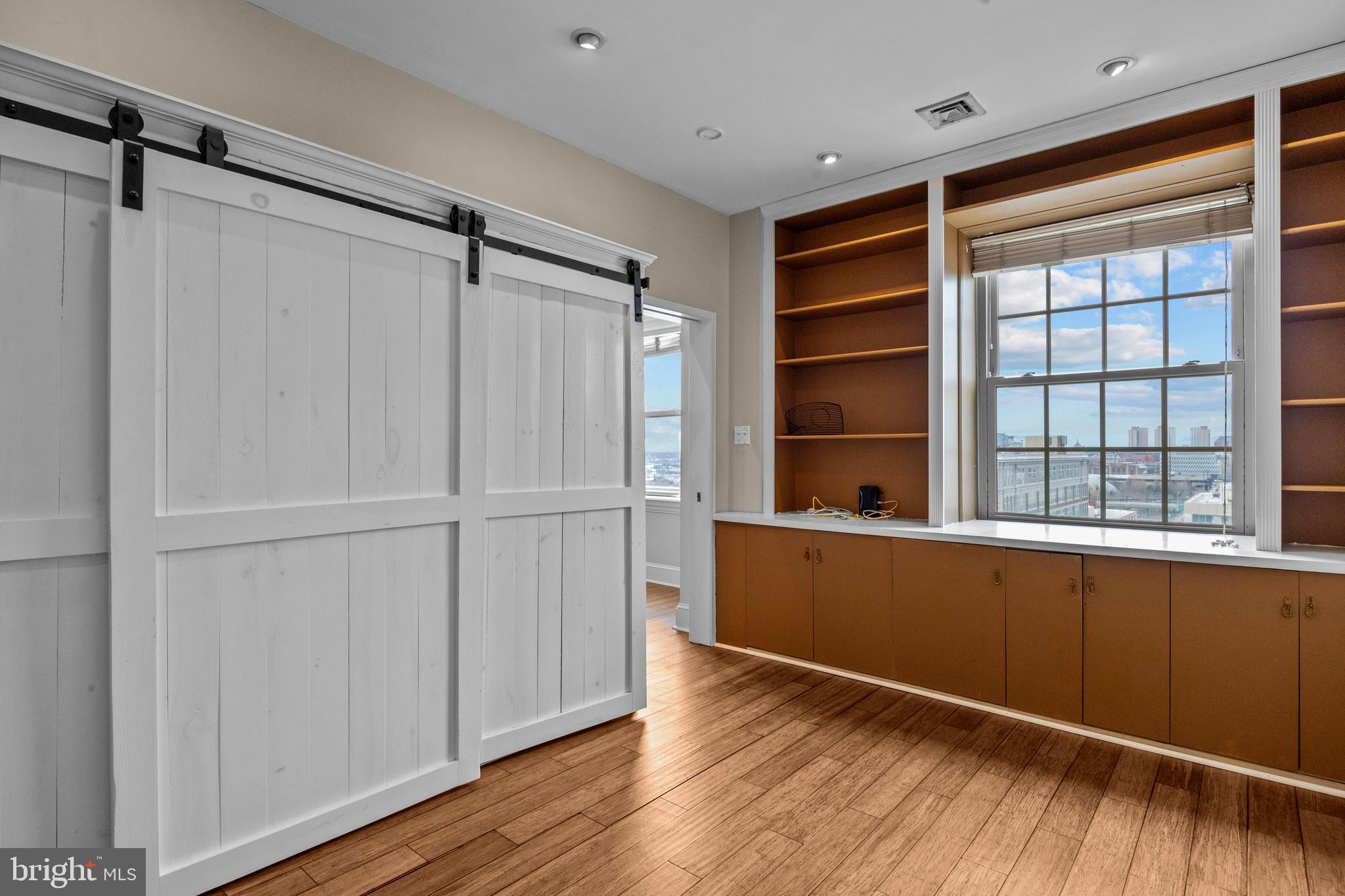 2135 Walnut Street, Unit 1202 Philadelphia, PA 19103 - Photo 13 of 36