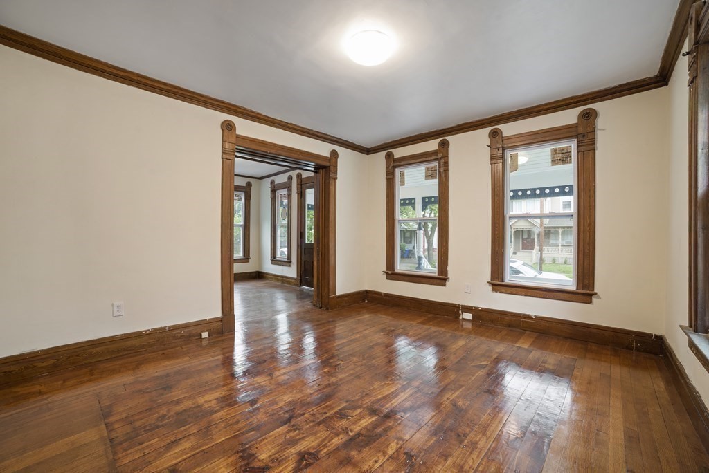 22 Wellesley Street Springfield, MA 01109 - Photo 7 of 29 Gallery Image 7