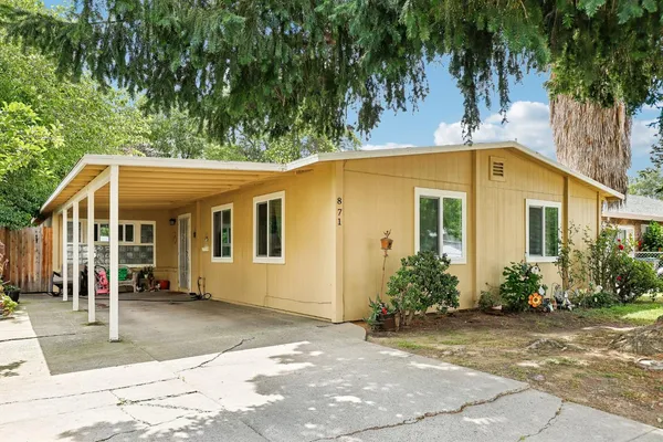 $399,900 | 871 Greenwood Avenue, West Sacramento, CA 95605