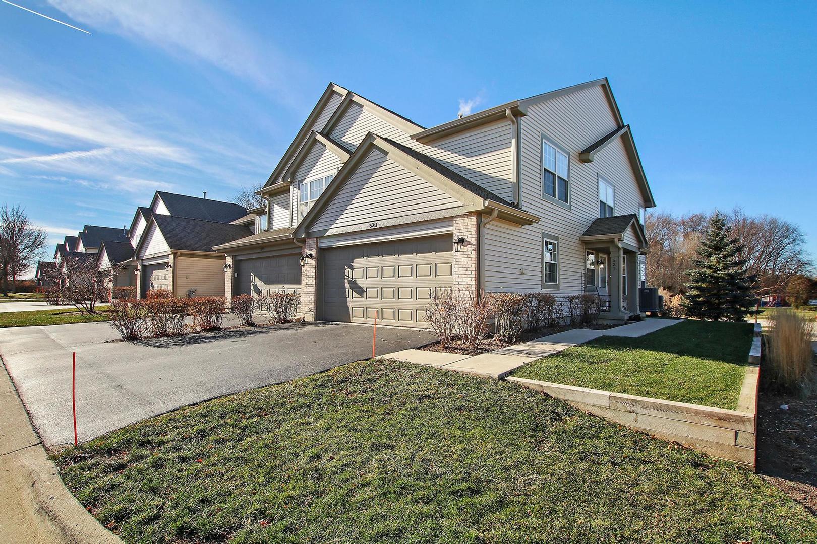 521 Willow Way Lindenhurst, IL 60046 - Photo 1 of 24 a view of a house with a patio