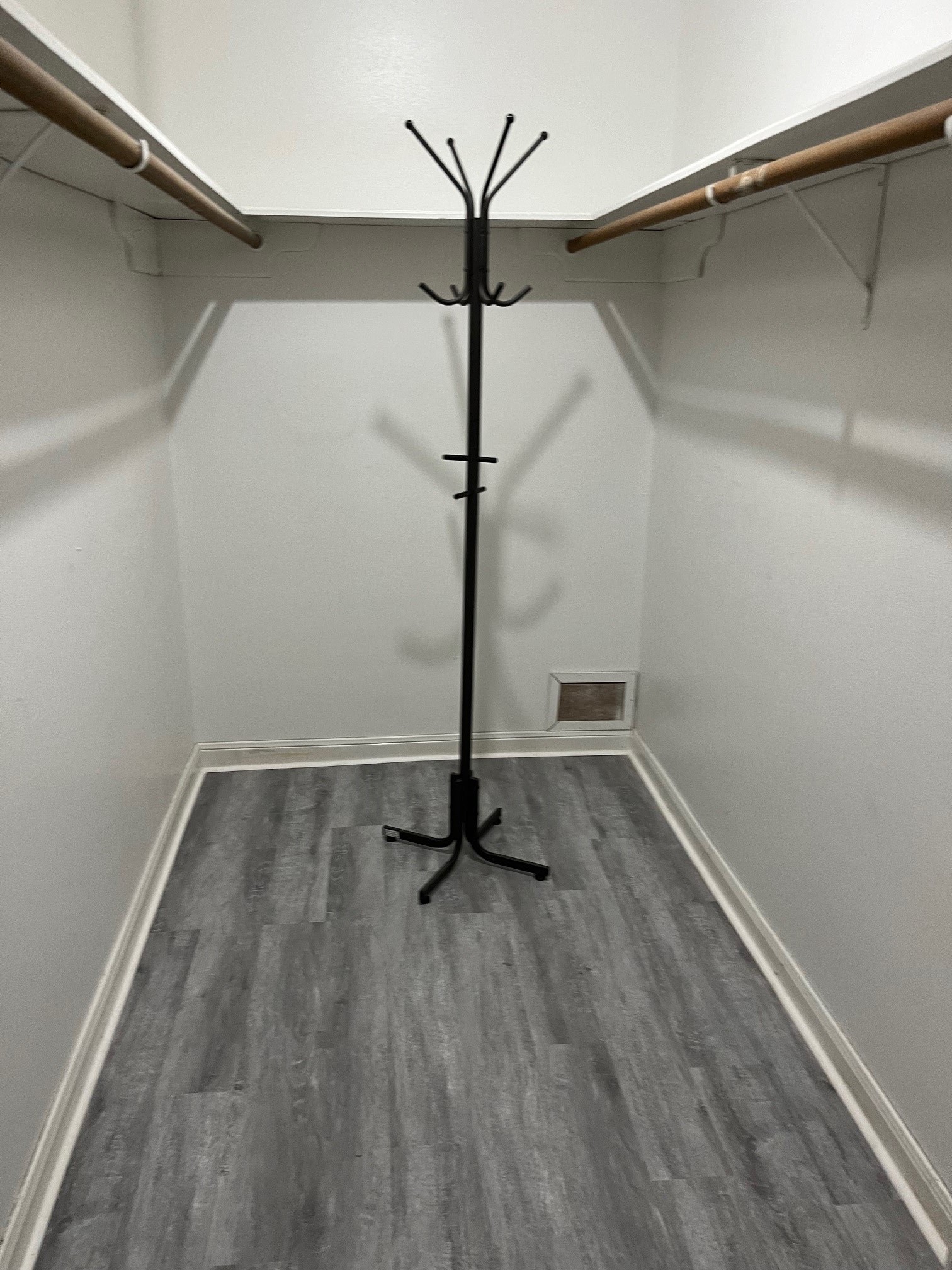 1500 Woodhead Street, Unit 2 Houston, TX 77019 - Photo 14 of 20 a view of a room with wooden floor