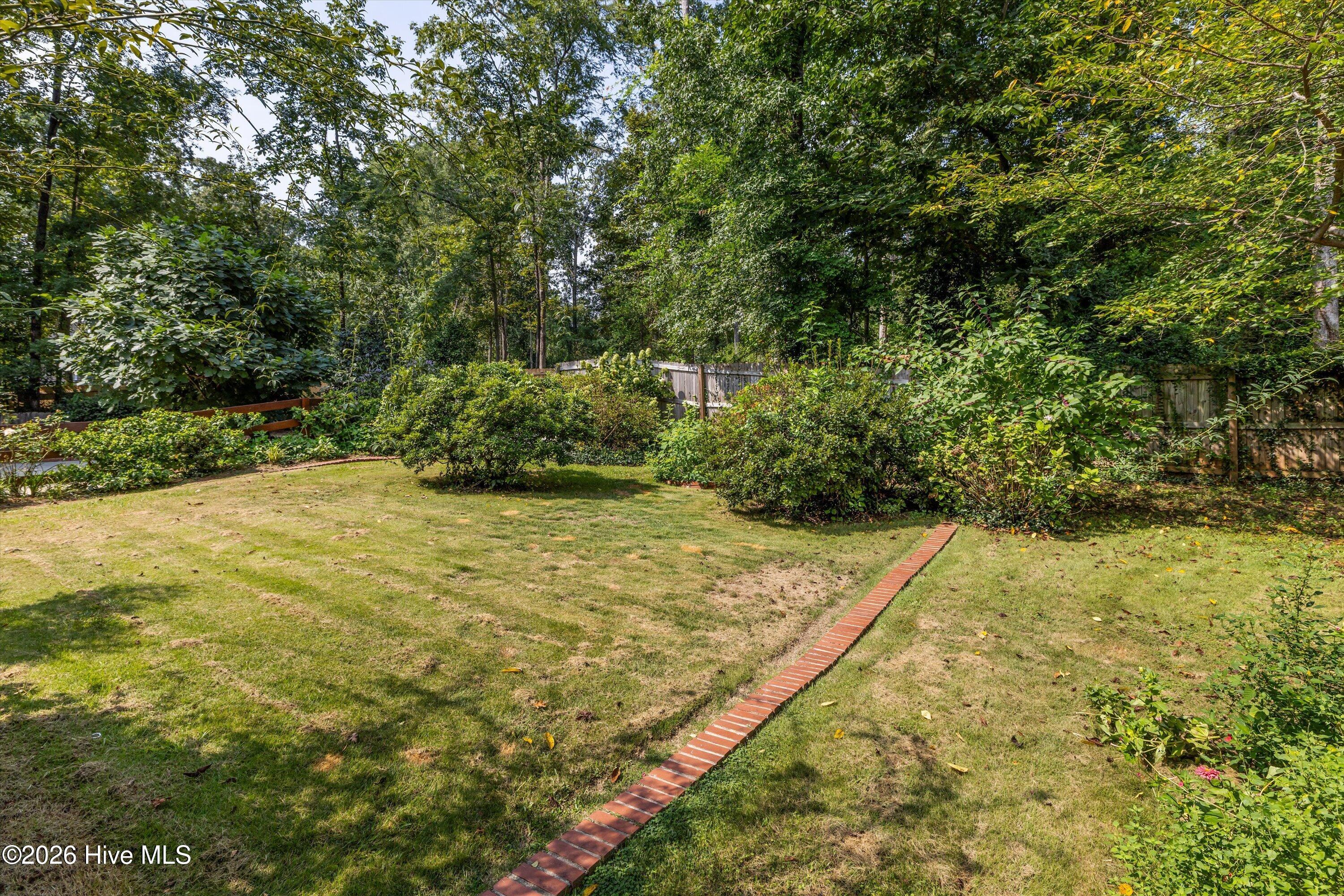 200 Watervale Road Martinez, GA 30907 - Photo 29 of 35 Landscaped Yard