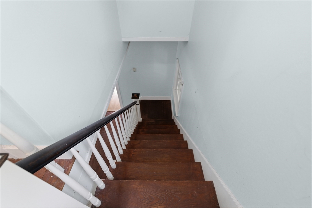 564 Montgomery Street Fall River, MA 02720 - Photo 31 of 42