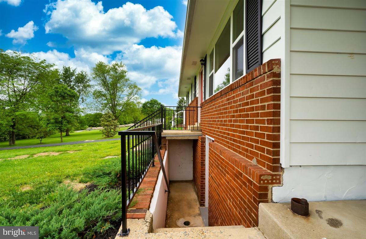 5239 Reels Mill Road Frederick, MD 21704 - Photo 5 of 24 Outside access to basement