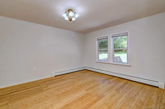 $529,000 | 184 West Avenue, Milford, CT 06461