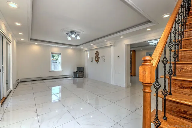 $529,000 | 184 West Avenue, Milford, CT 06461