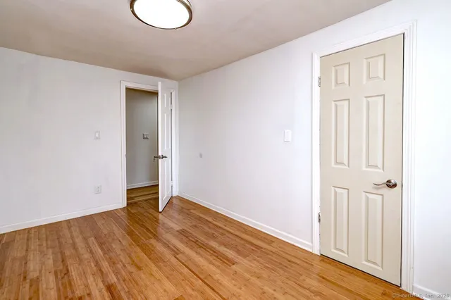 $529,000 | 184 West Avenue, Milford, CT 06461