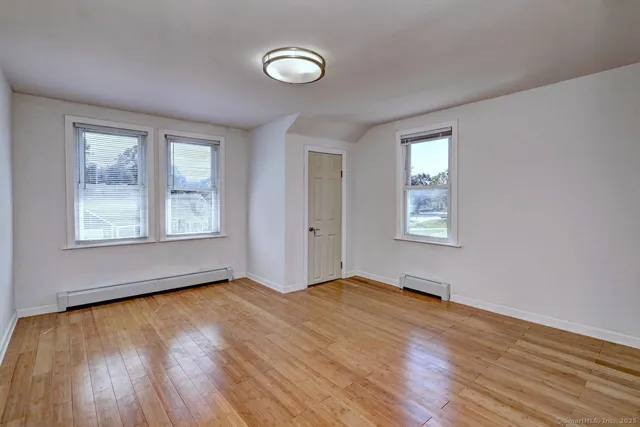 $529,000 | 184 West Avenue, Milford, CT 06461