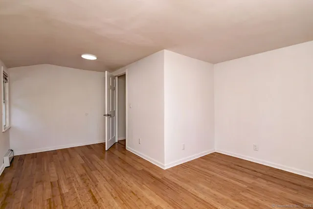 $529,000 | 184 West Avenue, Milford, CT 06461