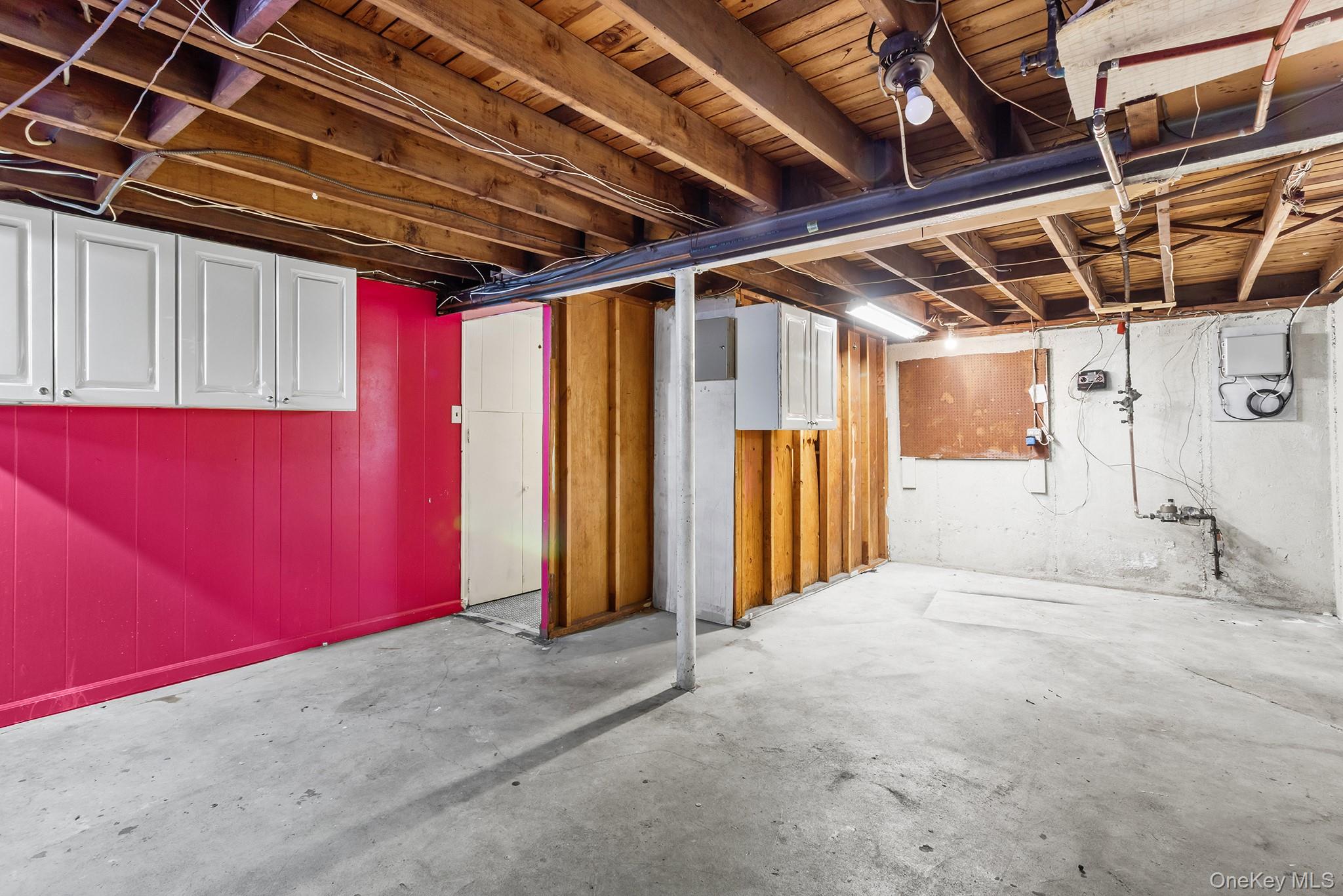 119 Osborne Road West Hempstead, NY 11552 - Photo 30 of 34 a view of an empty room