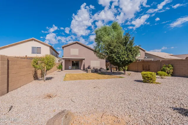 $1,795 | 2741 East Cowboy Cove Trail, San Tan Valley, AZ 85143