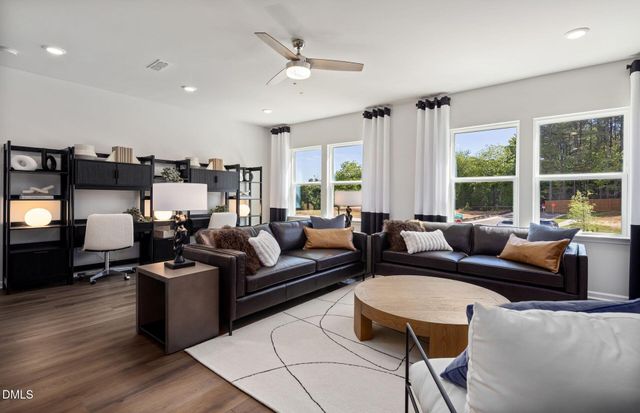 $437,000 | 2813 Farmhouse Drive, Apex, NC 27502