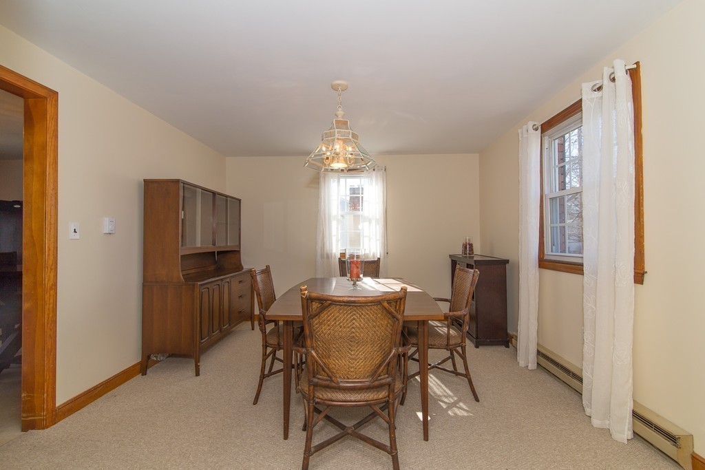 8 Thistle Road Burlington, MA 01803 - Photo 8 of 27