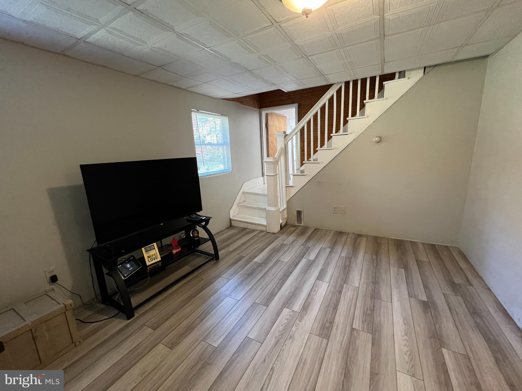 21355 Nanticoke Road Tyaskin, MD 21865 - Photo 8 of 19 Living room