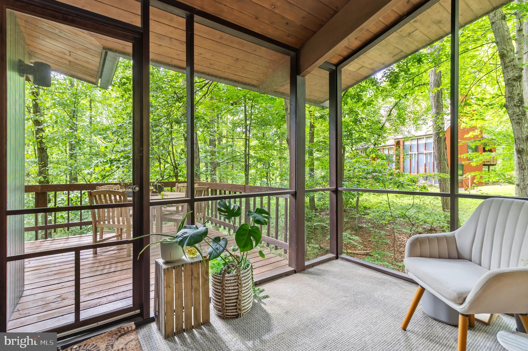 10815 Cross School Road Reston, VA 20191 - Photo 12 of 48 Screened porch