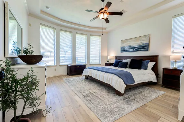 a view of a garden with trees