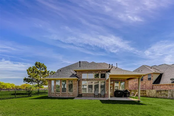 $585,000 | 27511 Cinco Terrace Drive, Katy, TX 77494