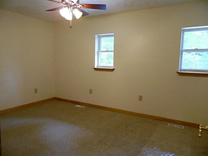 4755 Turkey Track Road Martinsville, IN 46151 - Photo 15 of 23 Gallery Image 15