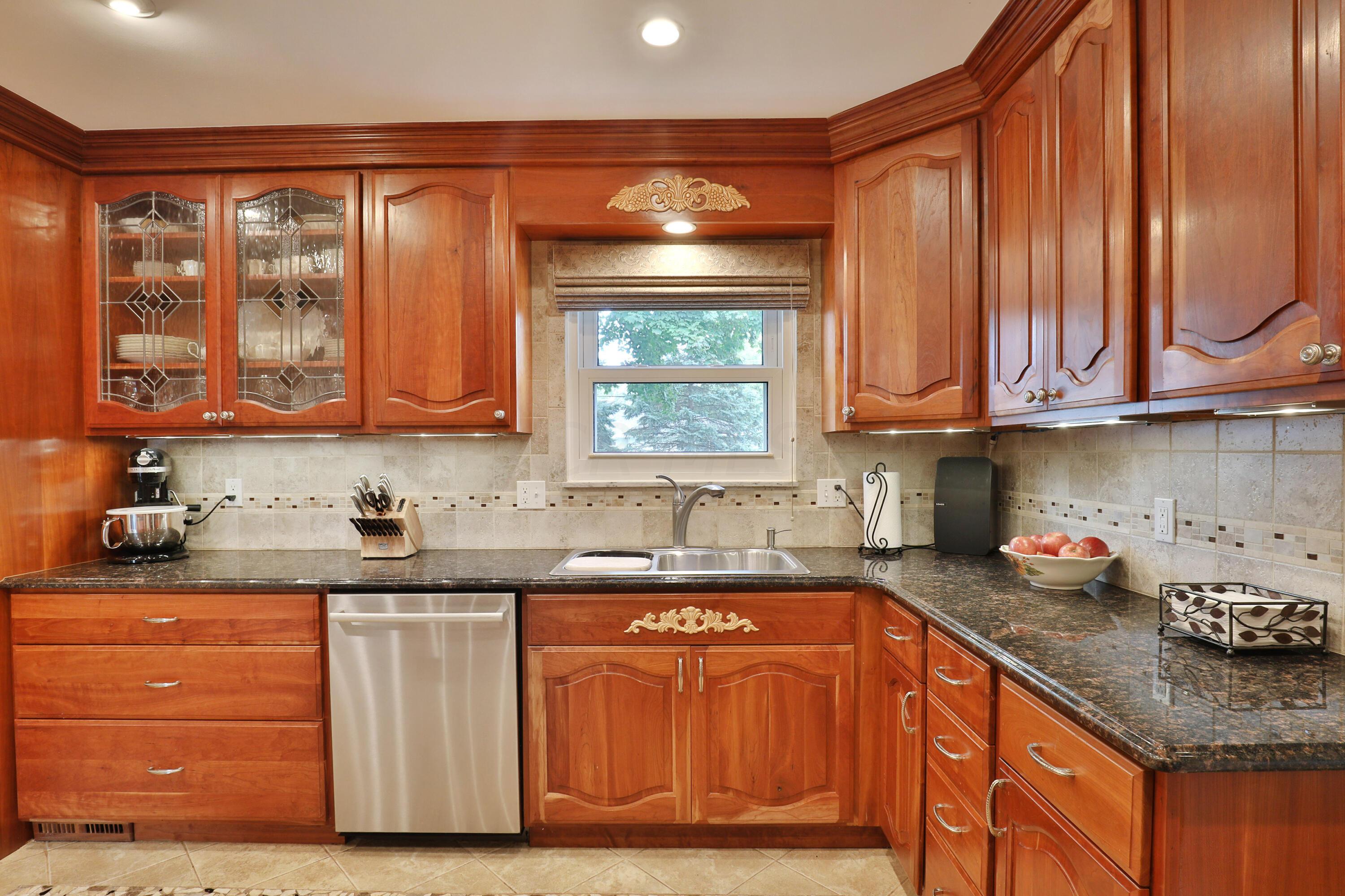 5568 Millington Road Columbus, OH 43235 - Photo 14 of 77 Gallery Image 14
