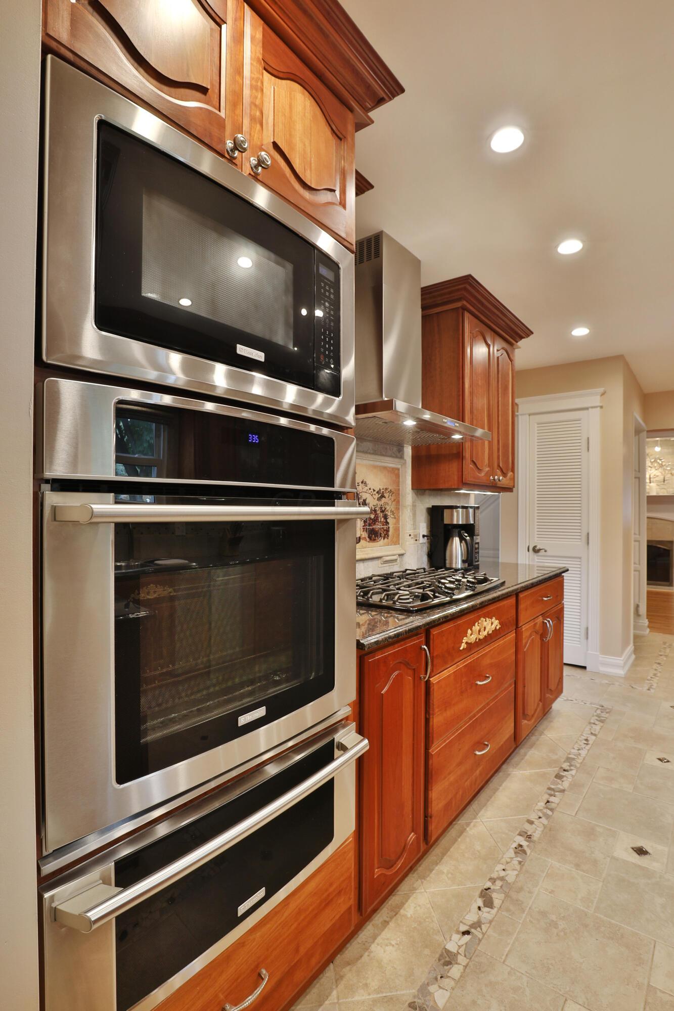 5568 Millington Road Columbus, OH 43235 - Photo 16 of 77 Gallery Image 16