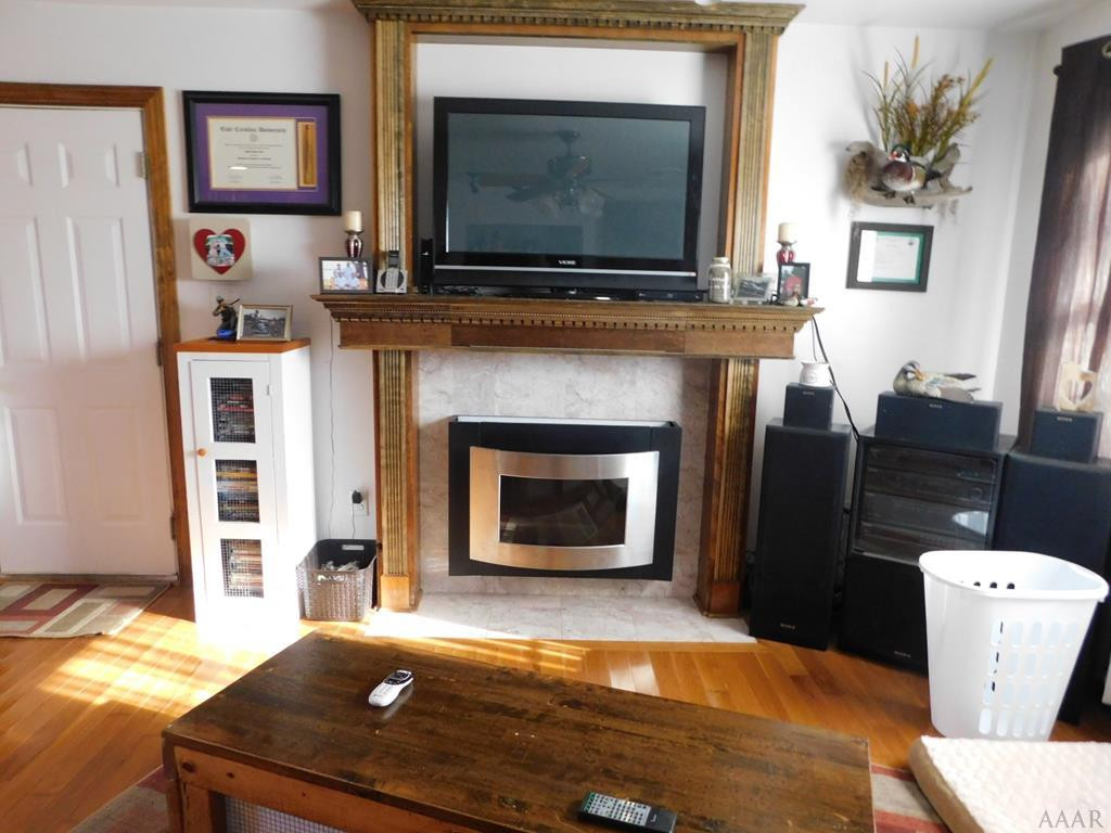 487 Black Mingle Road Gates, NC 27937 - Photo 4 of 17 LIVING ROOM