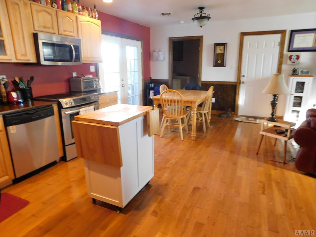 487 Black Mingle Road Gates, NC 27937 - Photo 7 of 17 KITCHEN/DINING