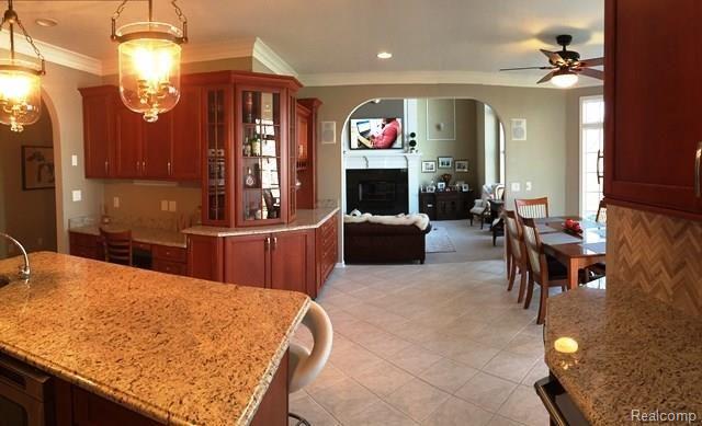 18162 Meridian Road Grosse Ile, MI 48138 - Photo 7 of 42
