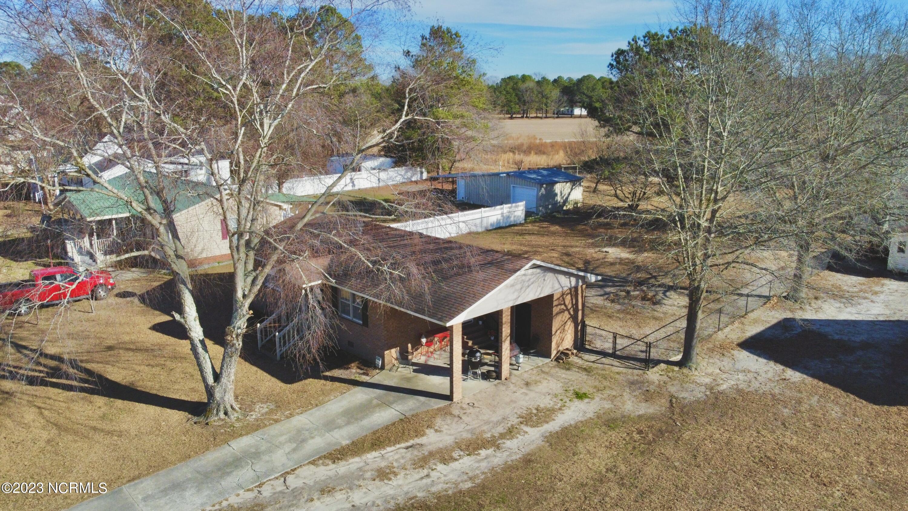 2441 Fred Everett Road Kinston, NC 28504 - Photo 5 of 34 5F397CEC-C082-415C-BAD1-10CB405982FE