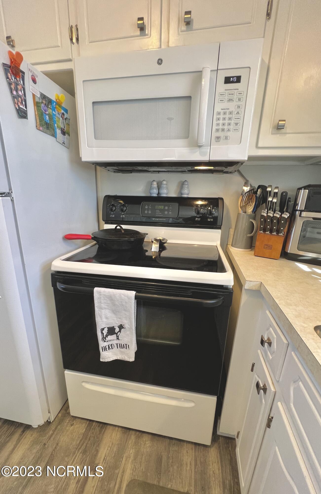 2441 Fred Everett Road Kinston, NC 28504 - Photo 9 of 34 DD4E8EE4-00EF-4740-A73D-72189707C48A