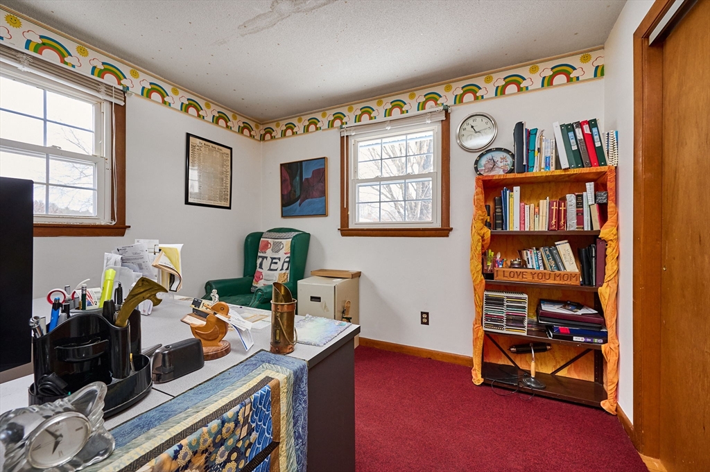 967 Florence Road Northampton, MA 01062 - Photo 12 of 32