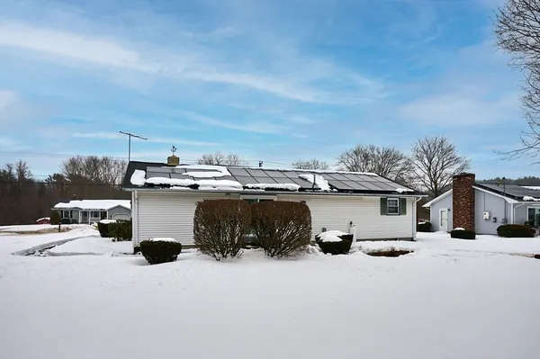 $279,900 | 967 Florence Road, Northampton, MA 01062