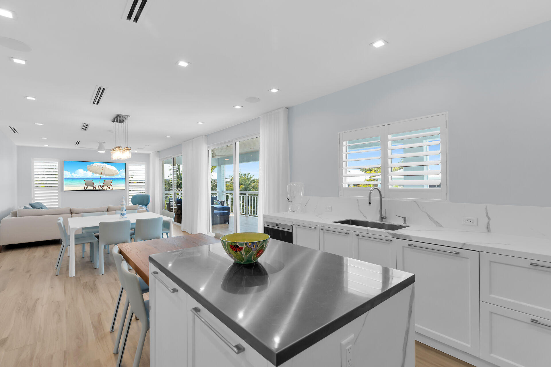 121 Lake Road Tavernier, FL 33070 - Photo 14 of 70 Kitchen