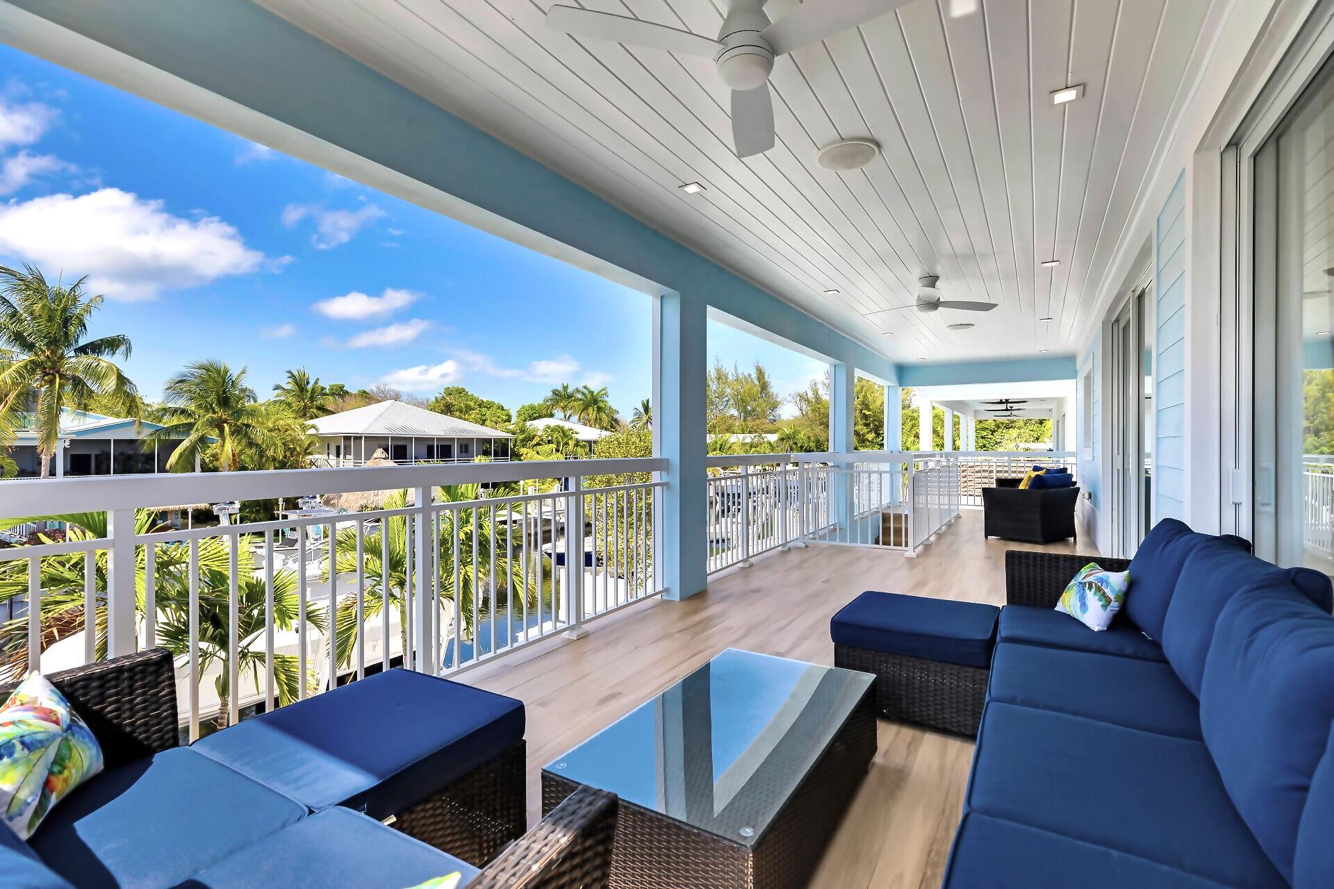 121 Lake Road Tavernier, FL 33070 - Photo 20 of 70 Balcony