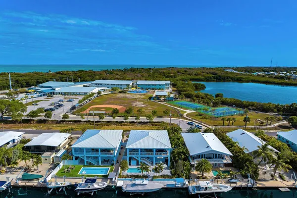 $2,749,000 | 121 Lake Road, Tavernier, FL 33070