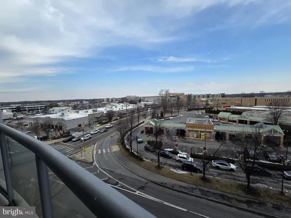 $3,200 | 5750 Bou Avenue, Unit 618, Rockville, MD 20852