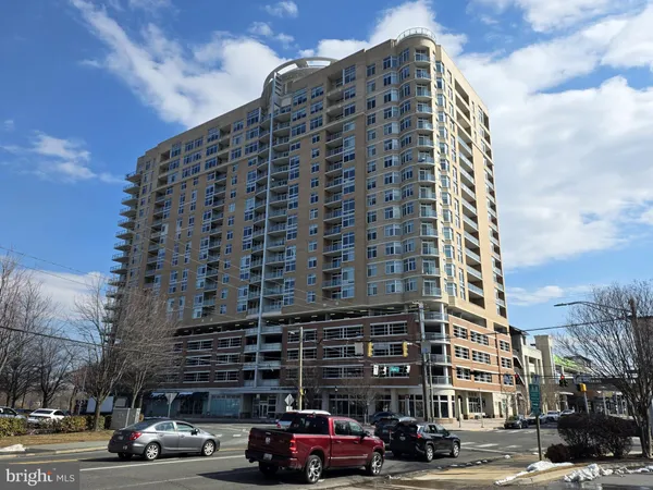 $3,200 | 5750 Bou Avenue, Unit 618, Rockville, MD 20852
