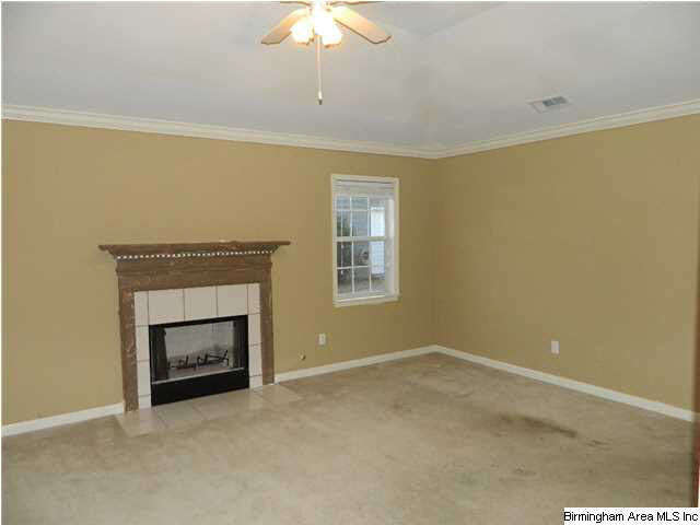 306 Mills Way Pelham, AL 35124 - Photo 4 of 16