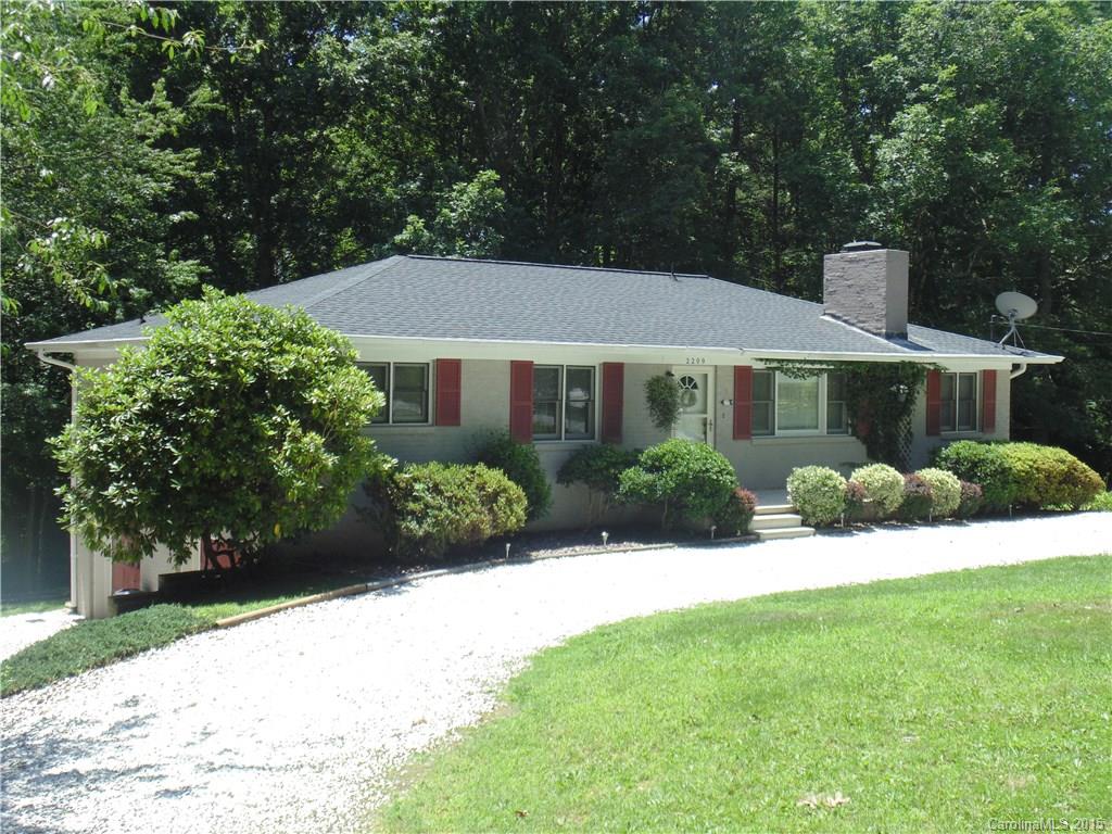 262 Souther Road Fletcher, NC 28732 - Photo 1 of 2