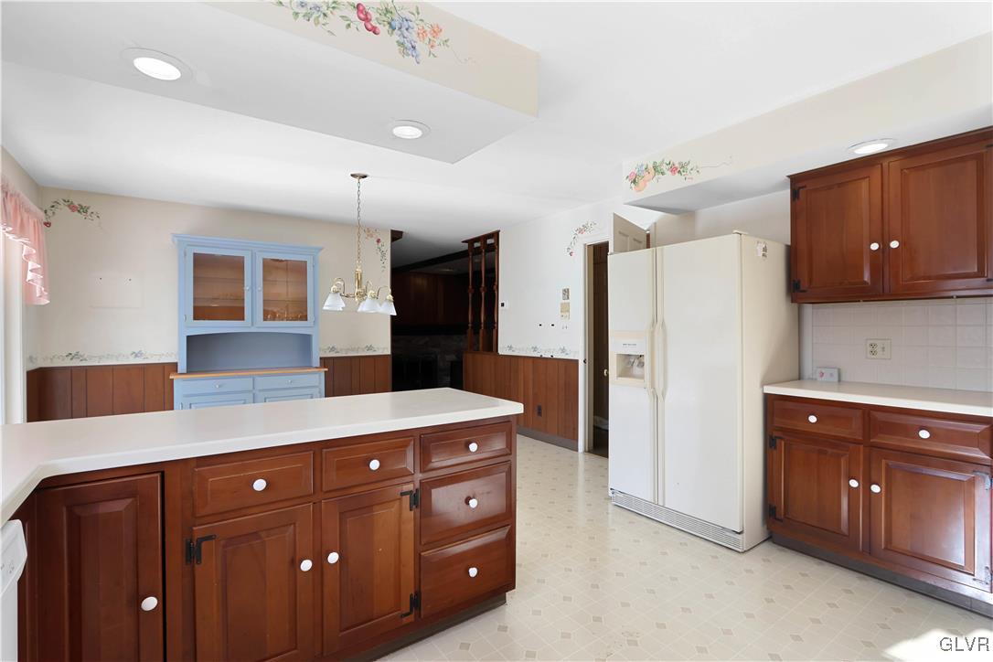 3958 Manchester Road Allentown, PA 18104 - Photo 12 of 39 Gallery Image 12