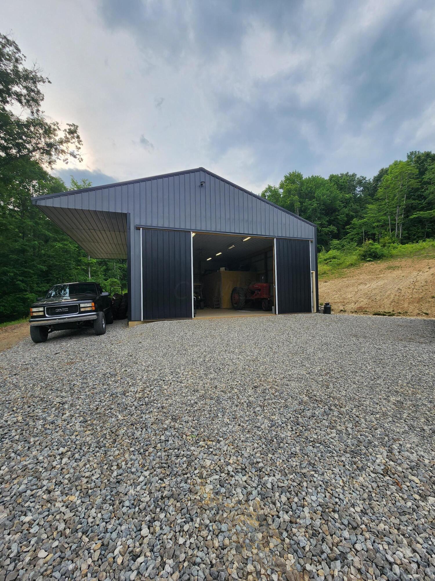 16549 Fast Road Laurelville, OH 43135 - Photo 39 of 40 30x40 pole barn