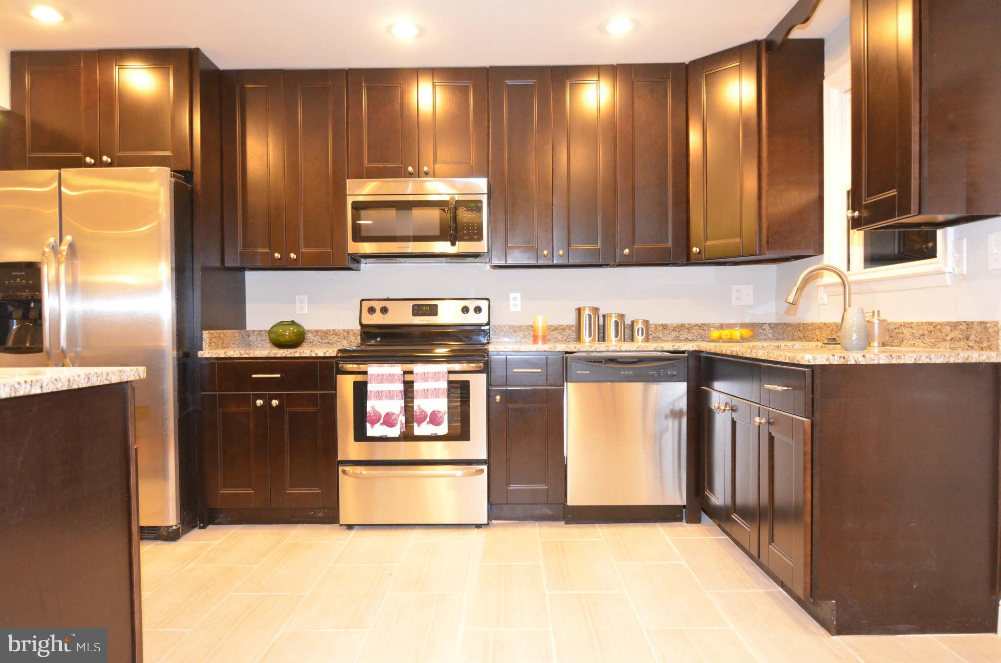 16401 Accolawn Road Accokeek, MD 20607 - Photo 12 of 30 Kitchen