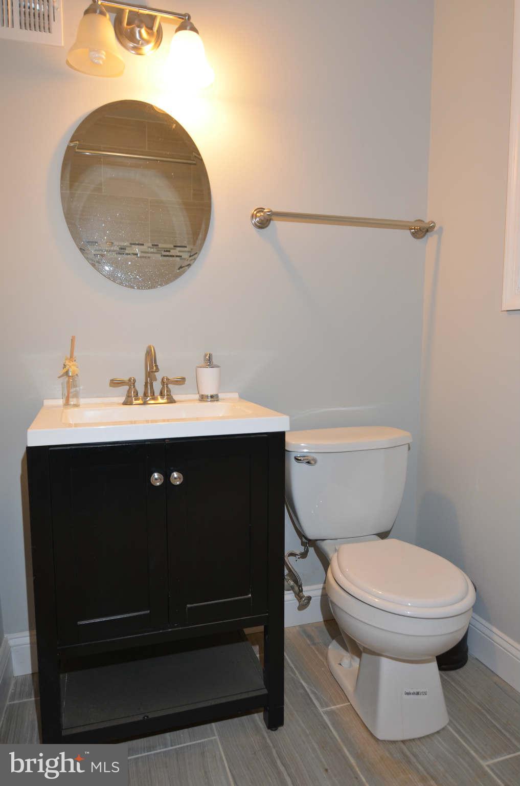 16401 Accolawn Road Accokeek, MD 20607 - Photo 21 of 30 Bath