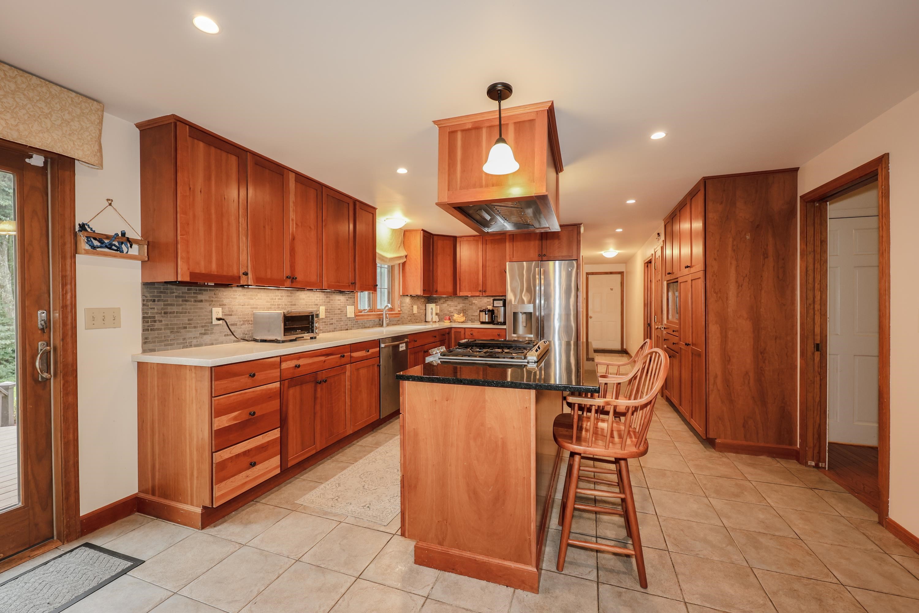 3 Westview Road Brookline, NH 03033 - Photo 6 of 31